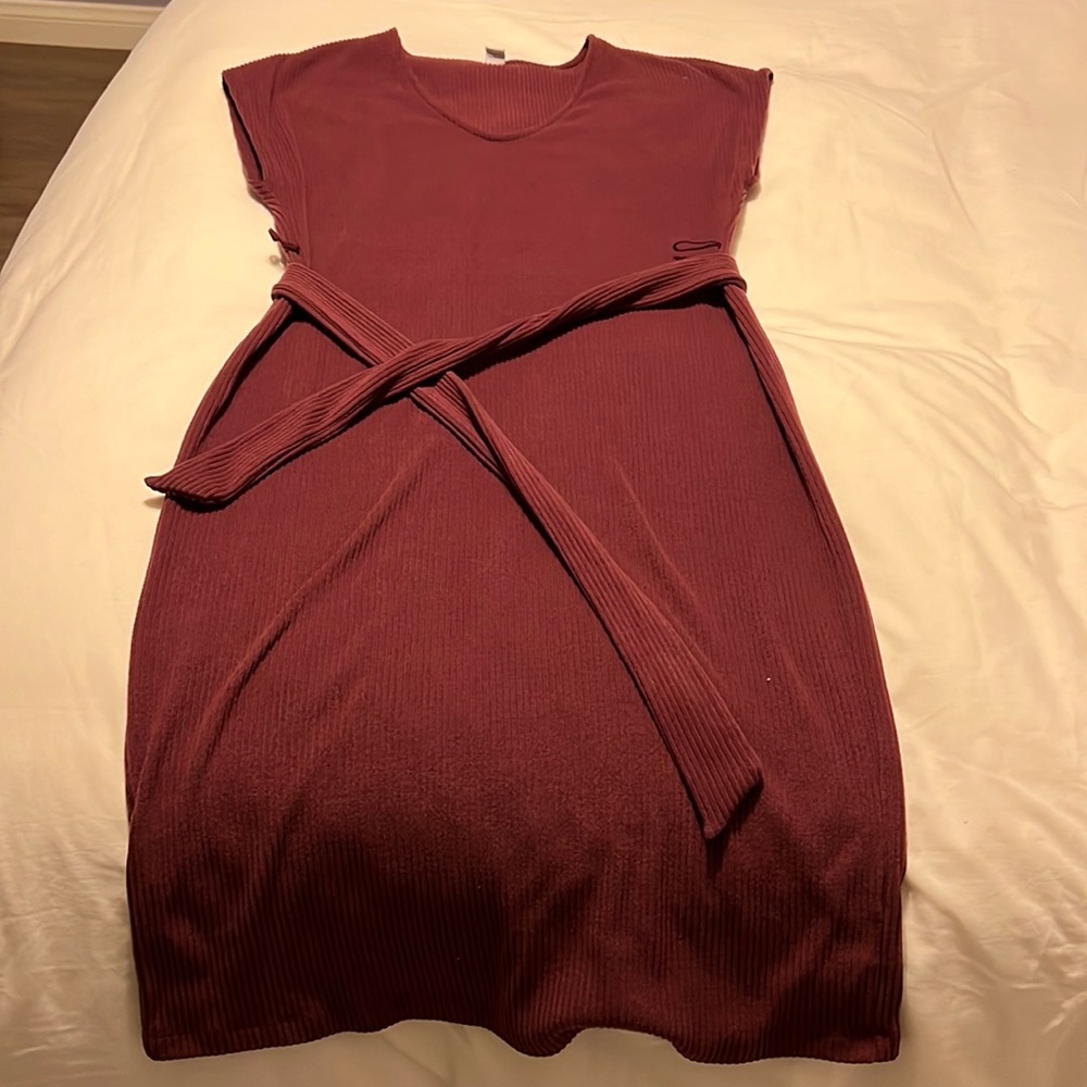 Long 3/4 length ribbed sweater dress  wine colored   Sleeveless